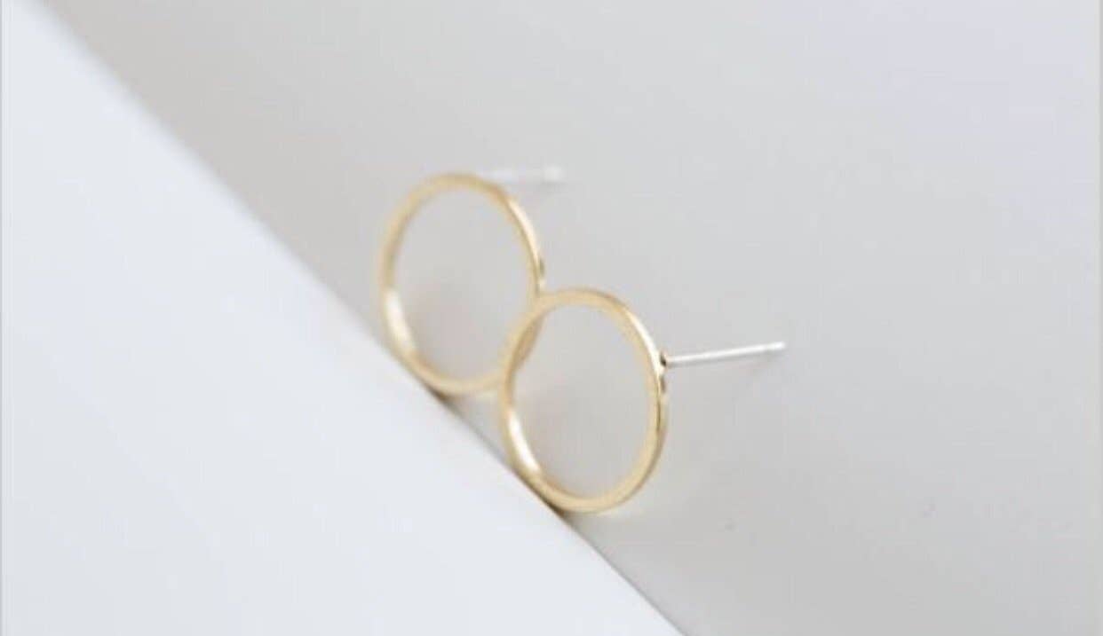 Karma Circle Studs- Gold