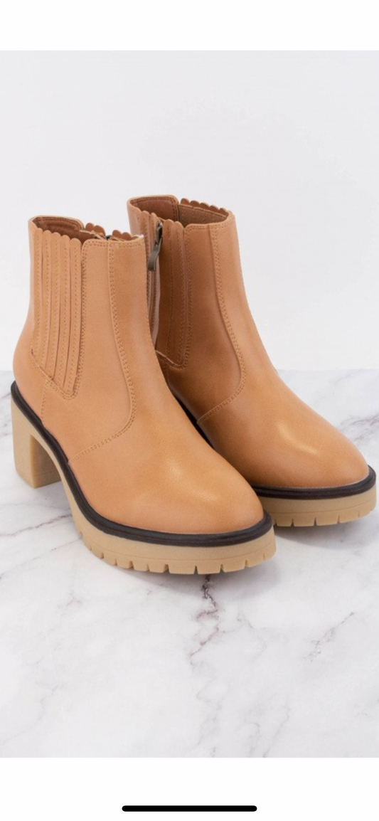 Winnie Bootie- Tan